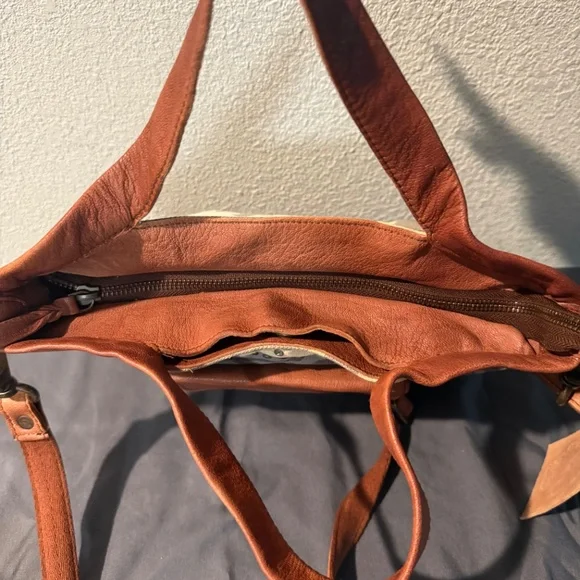 Latico Camo and Camel Leather Satchel Crossbody Handbag NWT - Picture 5 of 7